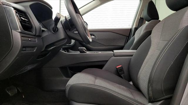 2022 Nissan Rogue SV FWD