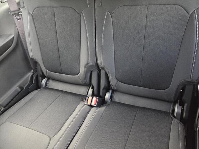 2026 Jeep Grand Cherokee Altitude 4x2