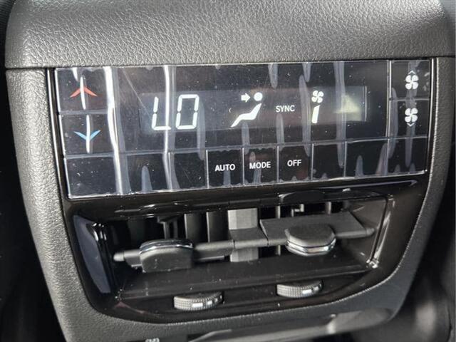 2026 Jeep Grand Cherokee Altitude 4x2