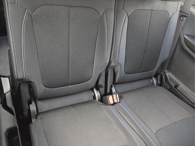 2026 Jeep Grand Cherokee Altitude 4x2