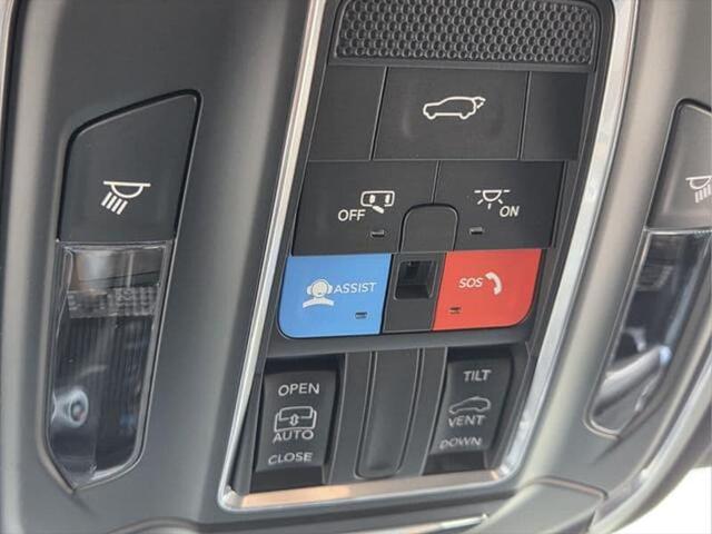 2026 Jeep Grand Cherokee Altitude 4x2