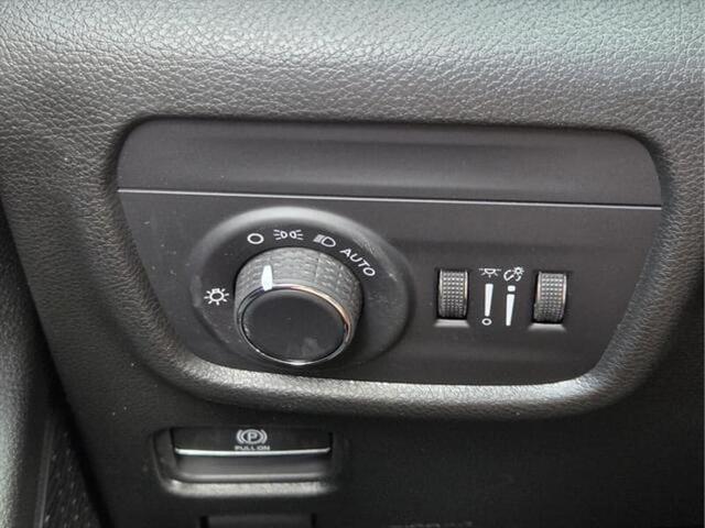 2026 Jeep Grand Cherokee Altitude 4x2