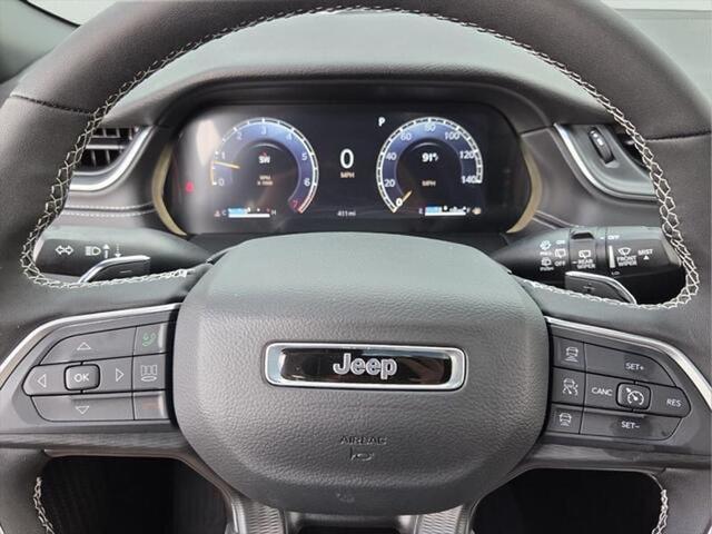 2026 Jeep Grand Cherokee Altitude 4x2