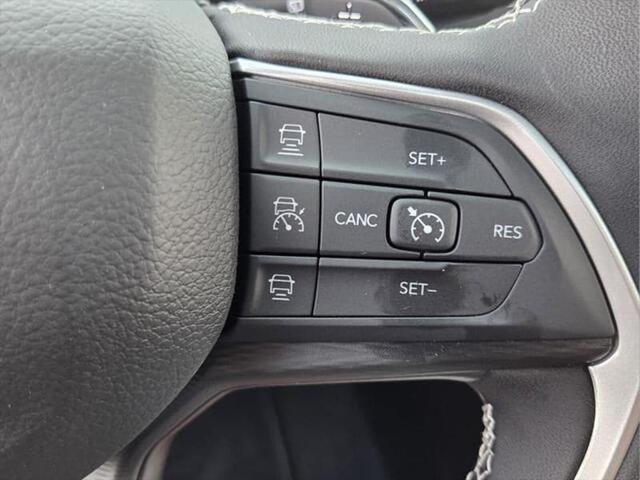 2026 Jeep Grand Cherokee Altitude 4x2