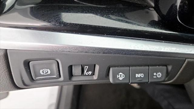 2023 Cadillac XT6 AWD Premium Luxury