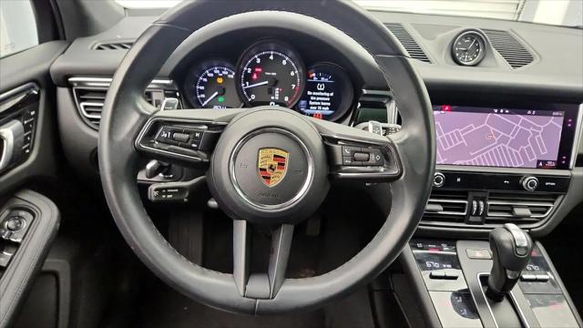 2022 Porsche Macan Macan
