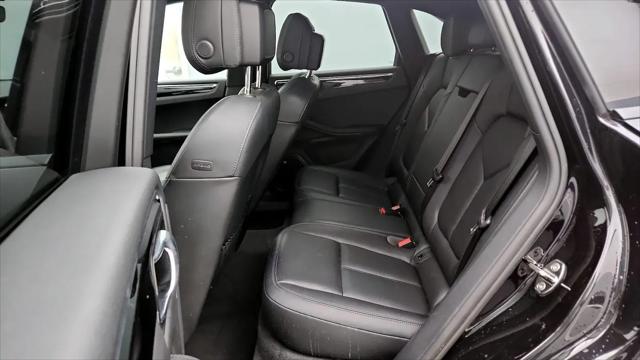 2022 Porsche Macan Macan