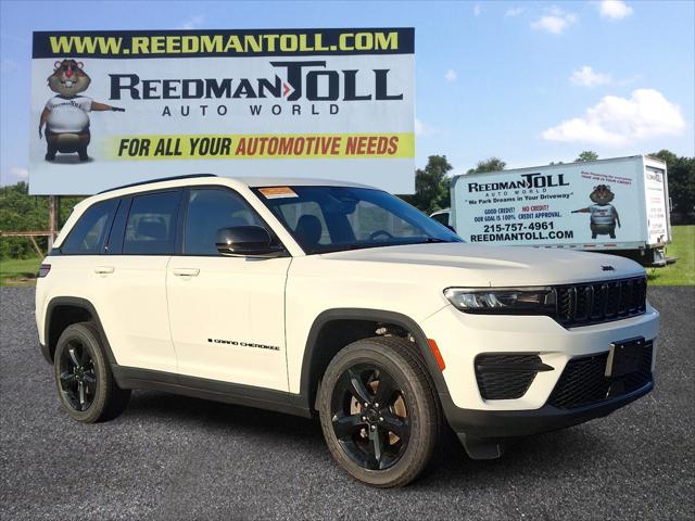 2023 Jeep Grand Cherokee Altitude 4x4 2023 Jeep Grand Cherokee Altitude 4x4