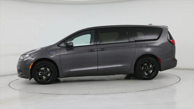 2022 Chrysler Pacifica Hybrid Touring L