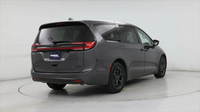 2022 Chrysler Pacifica Hybrid Touring L