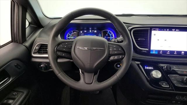 2022 Chrysler Pacifica Hybrid Touring L