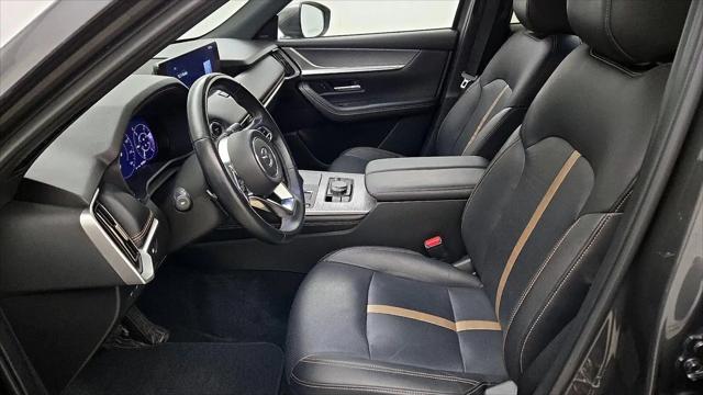 2024 Mazda X-90 Premium Plus