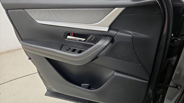2024 Mazda X-90 Premium Plus