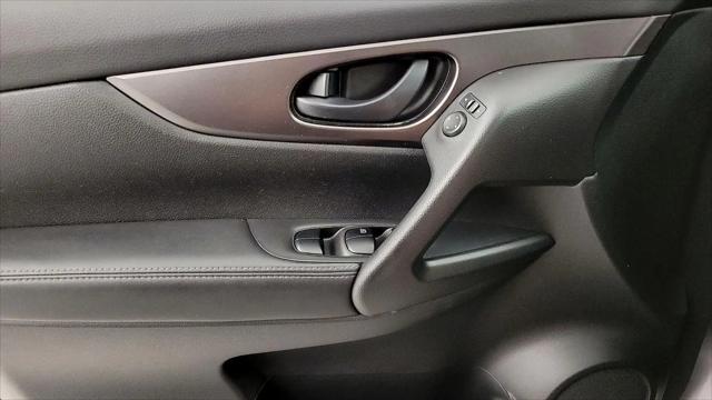 2020 Nissan Rogue Sport S FWD Xtronic CVT