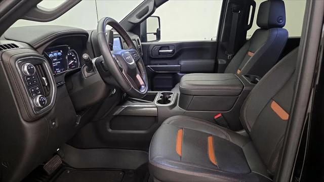 2023 GMC Sierra 3500HD 4WD Crew Cab Standard Bed AT4
