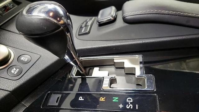 2015 Lexus ES 300h ES 300h