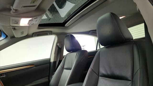 2015 Lexus ES 300h ES 300h