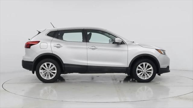 2017 Nissan Rogue Sport S