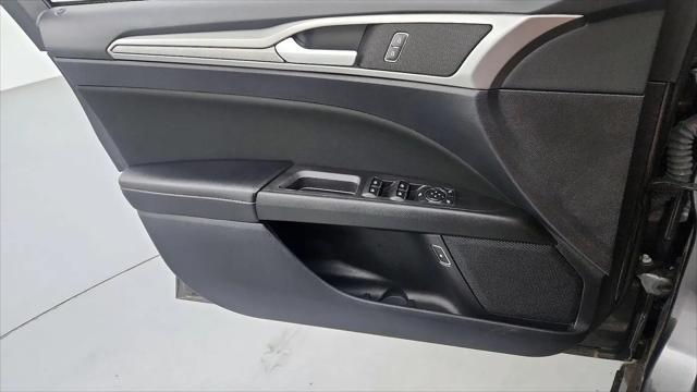 2020 Ford Fusion Hybrid SE