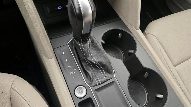 2021 Volkswagen Atlas 3.6L V6 SE w/Technology