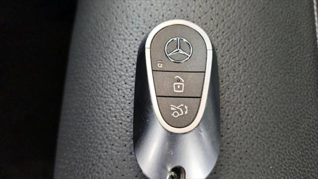 2025 Mercedes-Benz C-CLASS C 300 C 300