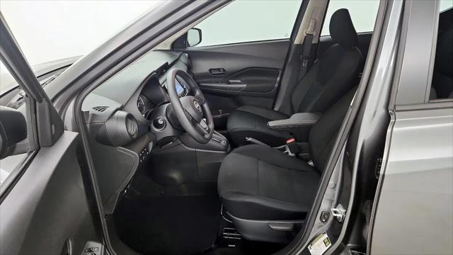 2024 Nissan Kicks S Xtronic CVT