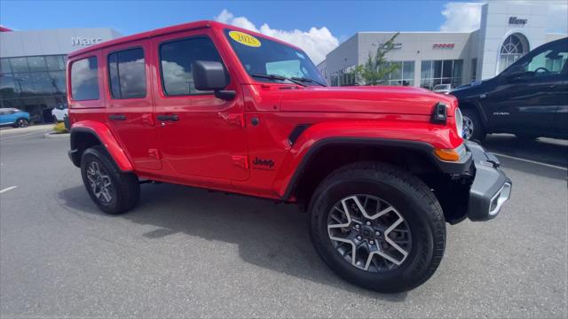 2025 Jeep Wrangler 4-Door Sahara 4x4
