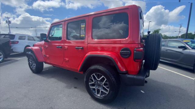 2025 Jeep Wrangler 4-Door Sahara 4x4