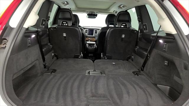 2021 Volvo XC90 T6 Momentum 6 Passenger