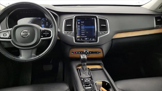 2021 Volvo XC90 T6 Momentum 6 Passenger