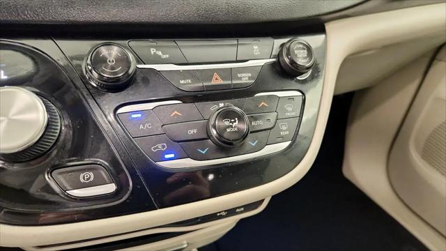 2018 Chrysler Pacifica Hybrid Touring Plus