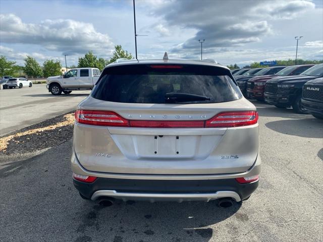 2015 Lincoln MKC Base 2015 Lincoln MKC Base