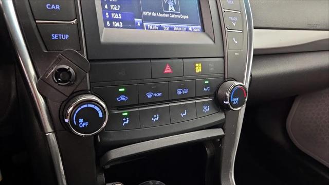 2017 Toyota Camry SE