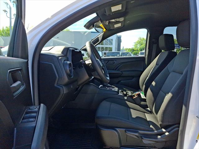 2024 Chevrolet Colorado 2WD WT