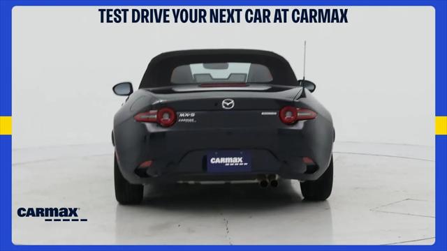 2025 Mazda MX-5 Sport