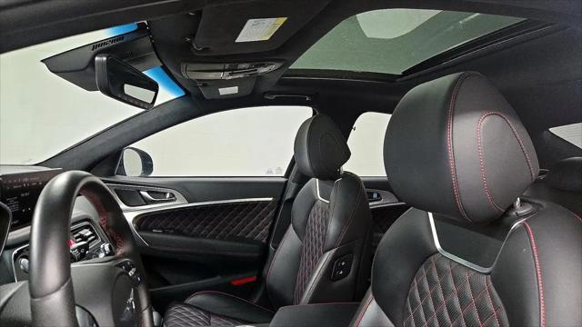 2022 Genesis G70 3.3T RWD