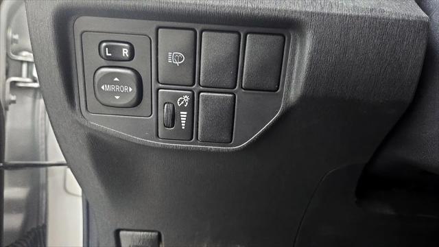 2014 Toyota Prius Five