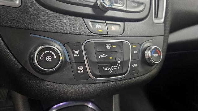 2022 Chevrolet Malibu FWD 1FL