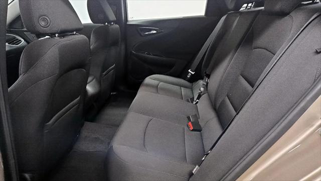 2022 Chevrolet Malibu FWD 1FL