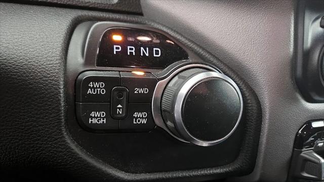 2019 Ram 1500 Big Horn/Lone Star Crew Cab 4x4 5'7" Box