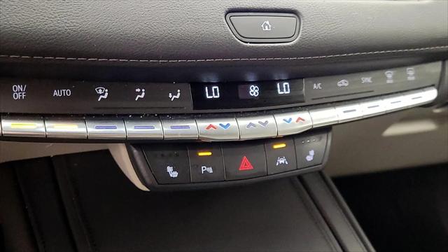 2022 Cadillac XT4 AWD Luxury
