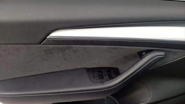 2022 Tesla Model 3 Rear-Wheel Drive