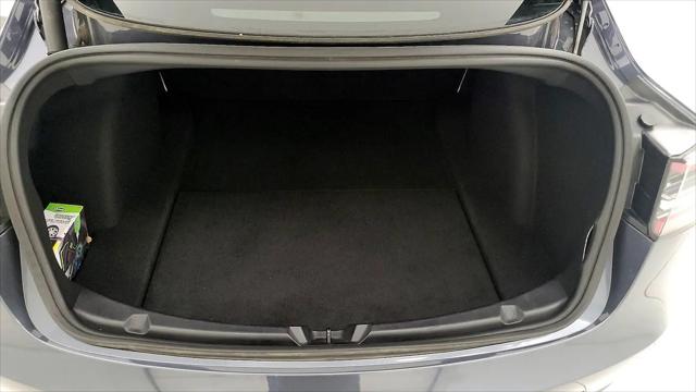 2022 Tesla Model 3 Rear-Wheel Drive