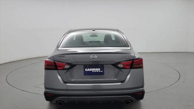 2023 Nissan Altima SL FWD