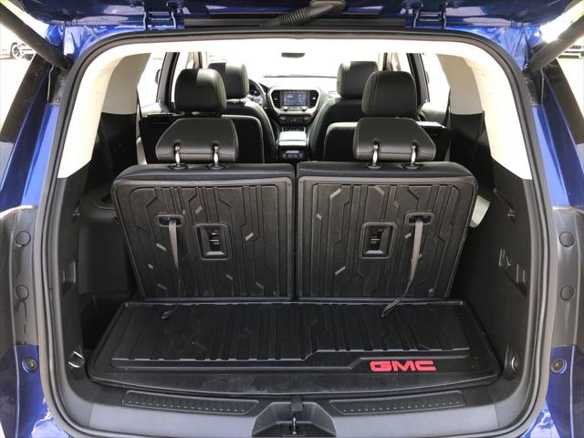 2023 GMC Acadia AWD Denali