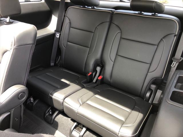 2023 GMC Acadia AWD Denali