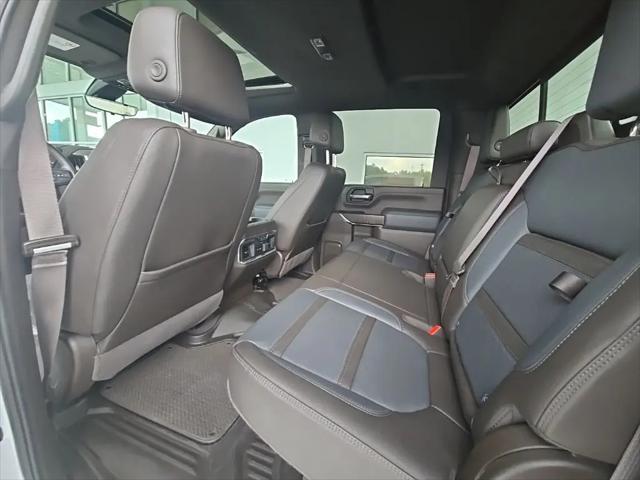 2023 GMC Sierra 3500HD 4WD Crew Cab Standard Bed Denali