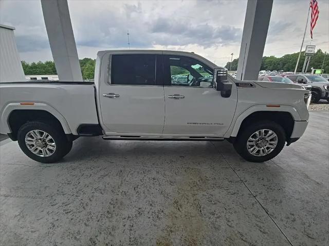 2023 GMC Sierra 3500HD 4WD Crew Cab Standard Bed Denali