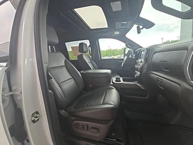 2023 GMC Sierra 3500HD 4WD Crew Cab Standard Bed Denali
