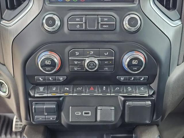 2023 GMC Sierra 3500HD 4WD Crew Cab Standard Bed Denali